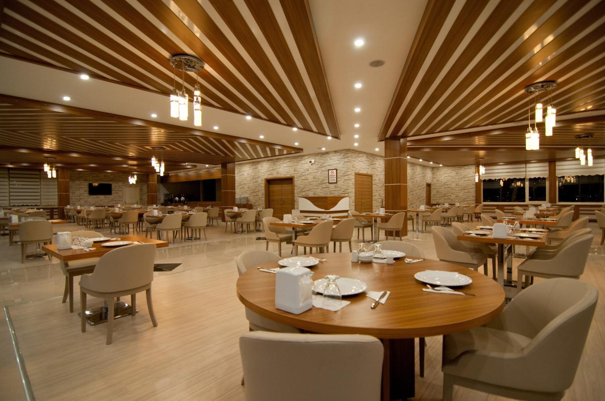 Mus Grand Hotel 외부 사진